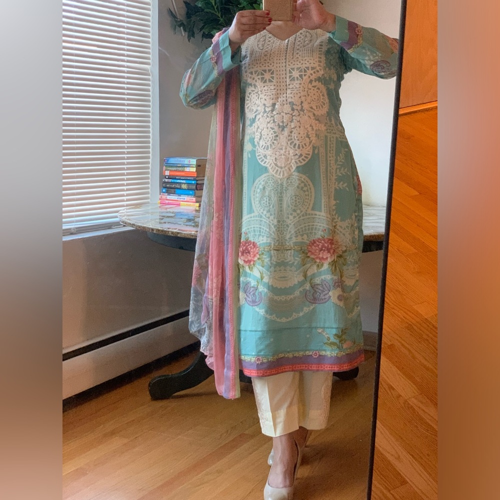 3 piece lawn suit.  New only wore for picture.
